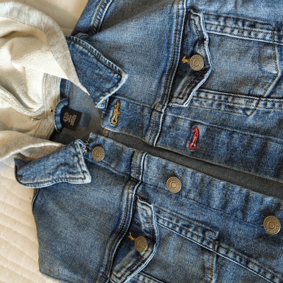 Jean Jacket - Picture 2 of 9